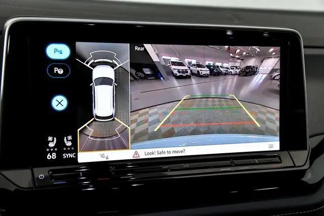 2026 Volkswagen Atlas Cross Sport SEL Premium R-Line