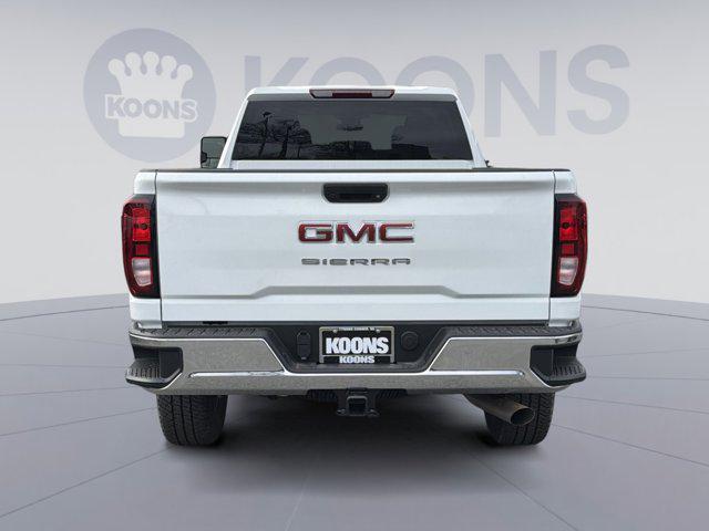 2026 GMC Sierra 3500HD Crew Cab, Long Bed, Pro Dual Rear Wheel, 4WD