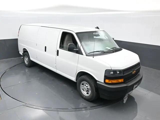 2025 Chevrolet Express Cargo Van RWD 2500 Extended Wheelbase WT for sale in Blue Springs, MO