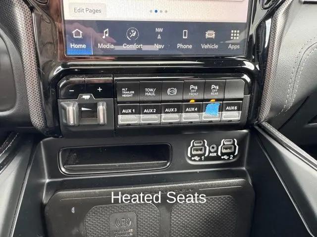 2024 Ram 3500 Limited Crew Cab 4x4 8' Box