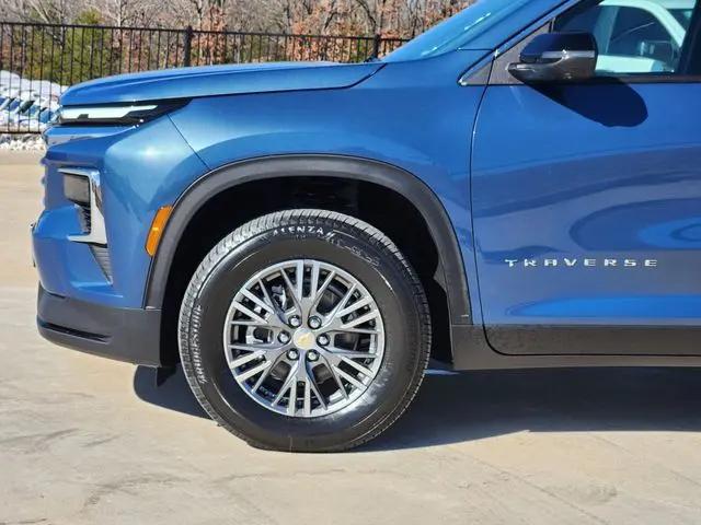 2026 Chevrolet Traverse FWD LT