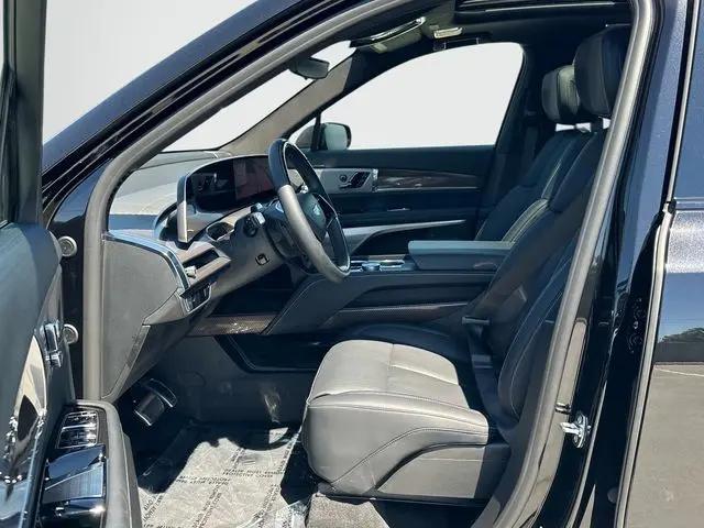 2026 Cadillac iQ Luxury