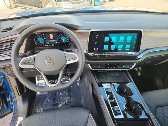 2026 Volkswagen Atlas SEL Premium R-Line