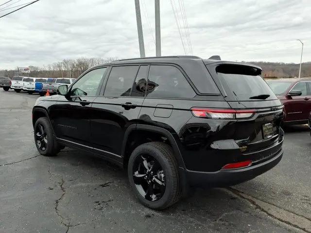 2025 Jeep Grand Cherokee Altitude X 4x4