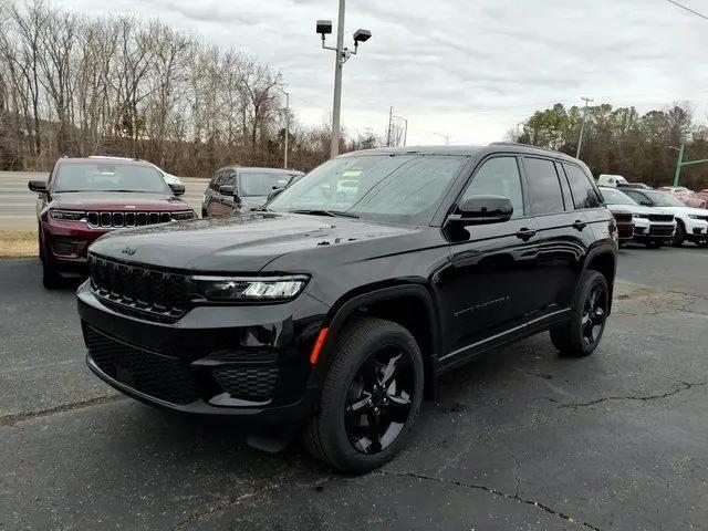 2025 Jeep Grand Cherokee Altitude X 4x4