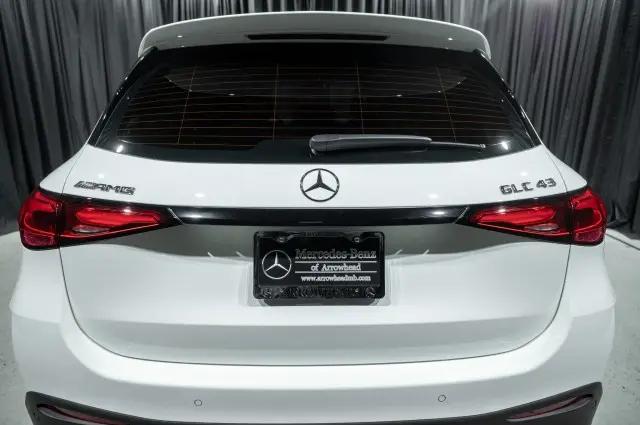 2026 Mercedes-Benz GLC 4MATIC
