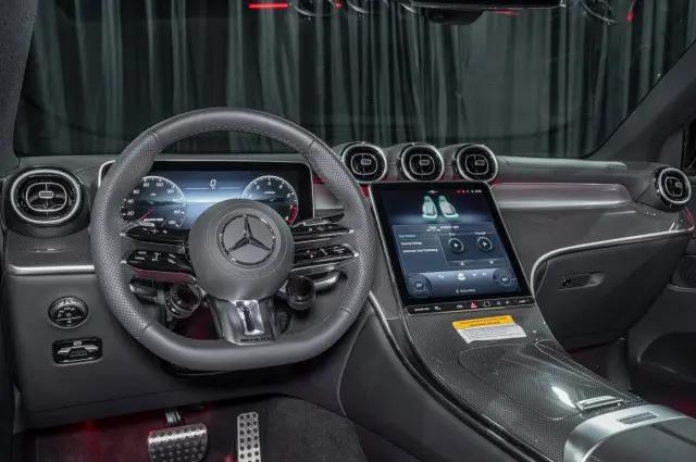 2026 Mercedes-Benz GLC 4MATIC