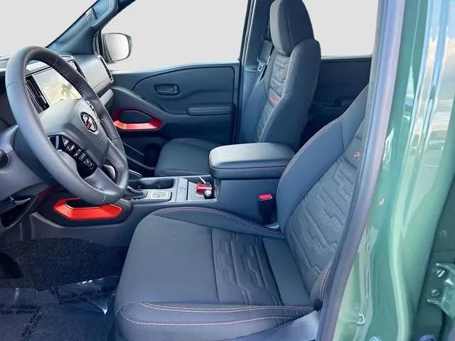 2026 Nissan Frontier Crew Cab Long Bed PRO-4X 4x4