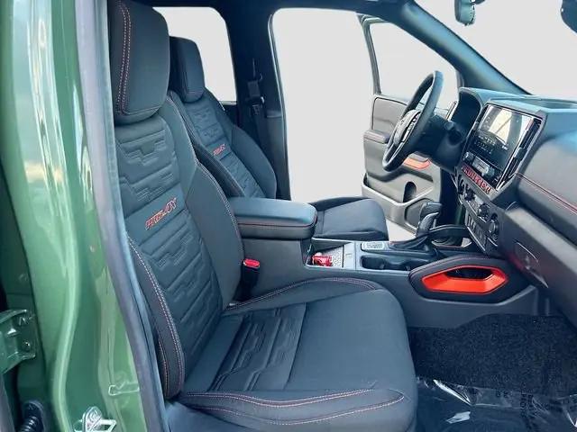2026 Nissan Frontier Crew Cab Long Bed PRO-4X 4x4