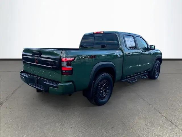 2026 Nissan Frontier Crew Cab Long Bed PRO-4X 4x4