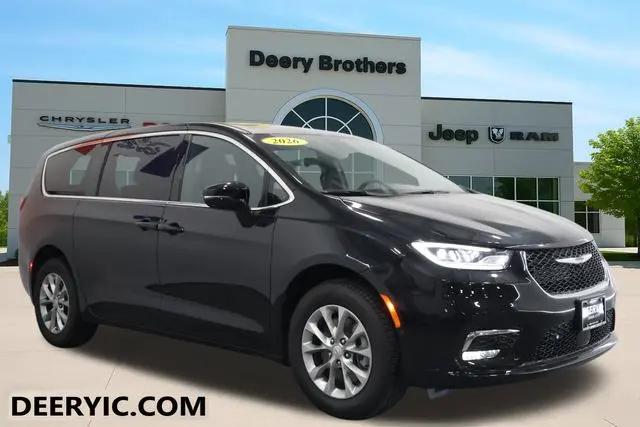 2026 Chrysler Pacifica Select AWD