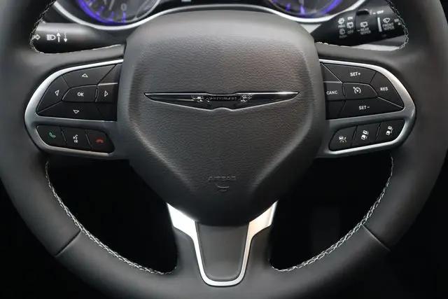 2026 Chrysler Pacifica Select AWD