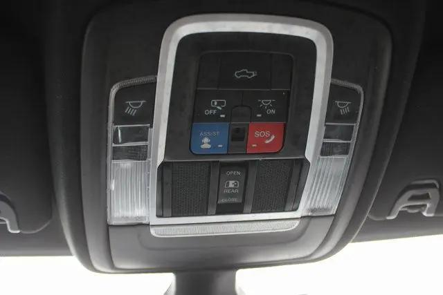 2021 Jeep Ram 2500 Laramie Crew Cab 4x4 6'4" Box