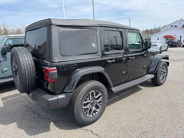 2026 Jeep Wrangler 4-Door Sahara 4x4