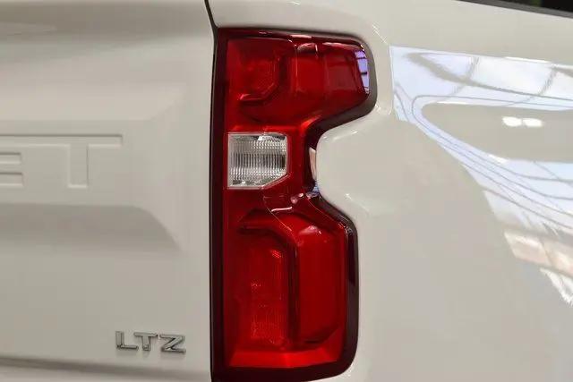 2026 Chevrolet Silverado 1500 4WD Crew Cab Short Bed LTZ