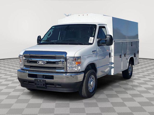 2026 Ford E-350 Cutaway E-350 SRW 138"" WB