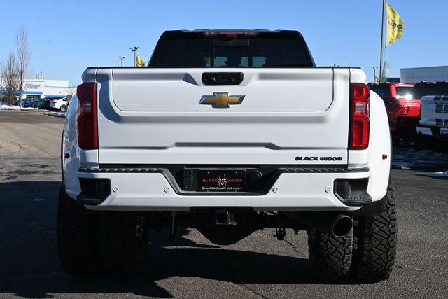 2026 Chevrolet Silverado 3500HD Crew Cab, Long Bed, High Country Dual Rear Wheel, RWD