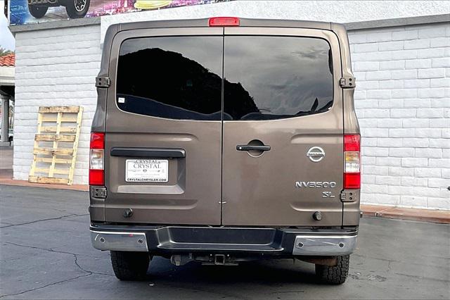 2018 Nissan NV Passenger NV3500 HD SL V8