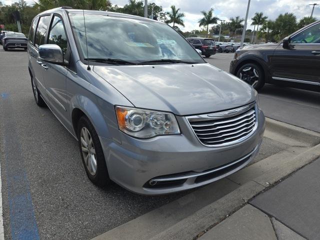 2015 Chrysler Town And Country Limited
