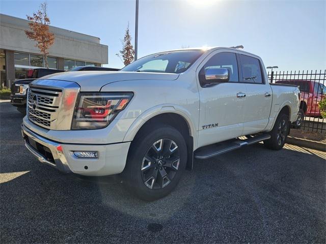 2023 Nissan TITAN Crew Cab Platinum Reserve 4x4