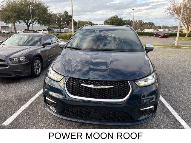 2022 Chrysler Pacifica Hybrid Pinnacle