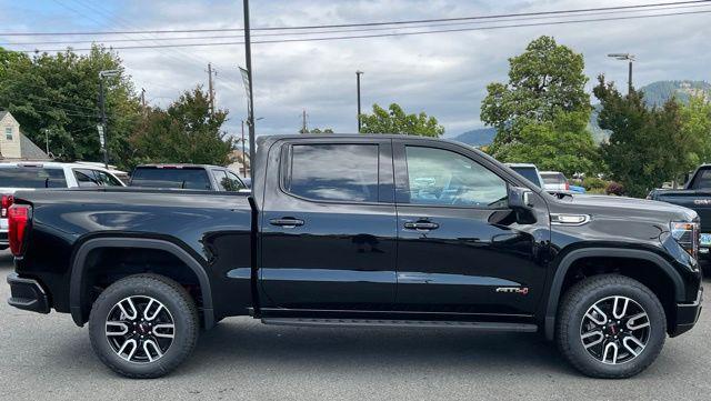 2026 GMC Sierra 1500 Crew Cab, Short Bed, AT4, 4WD