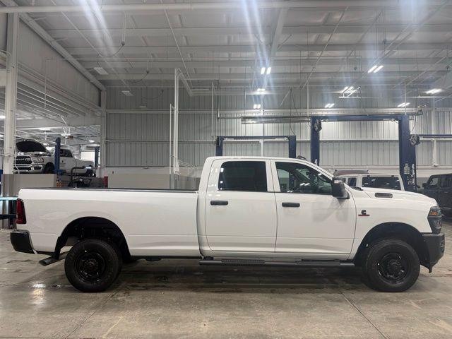 2026 Ram 2500 Tradesman Crew Cab 4x4 8' Box