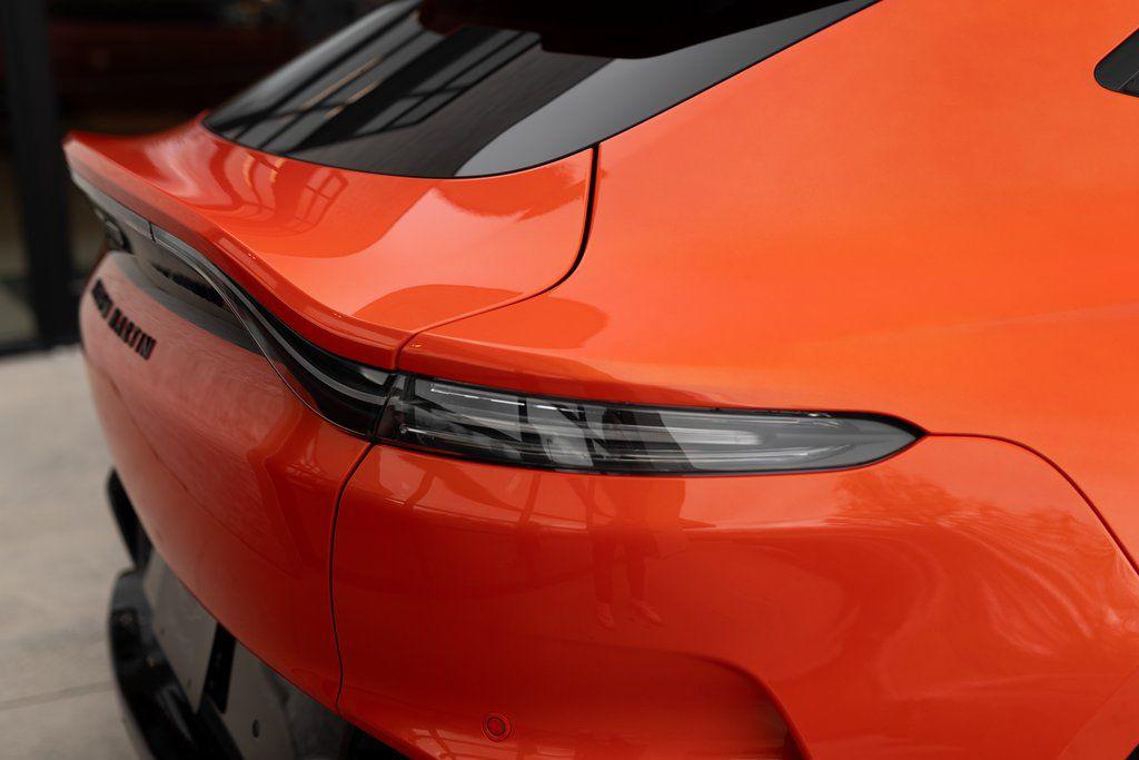 2026 Aston Martin DBX S - Photo 15