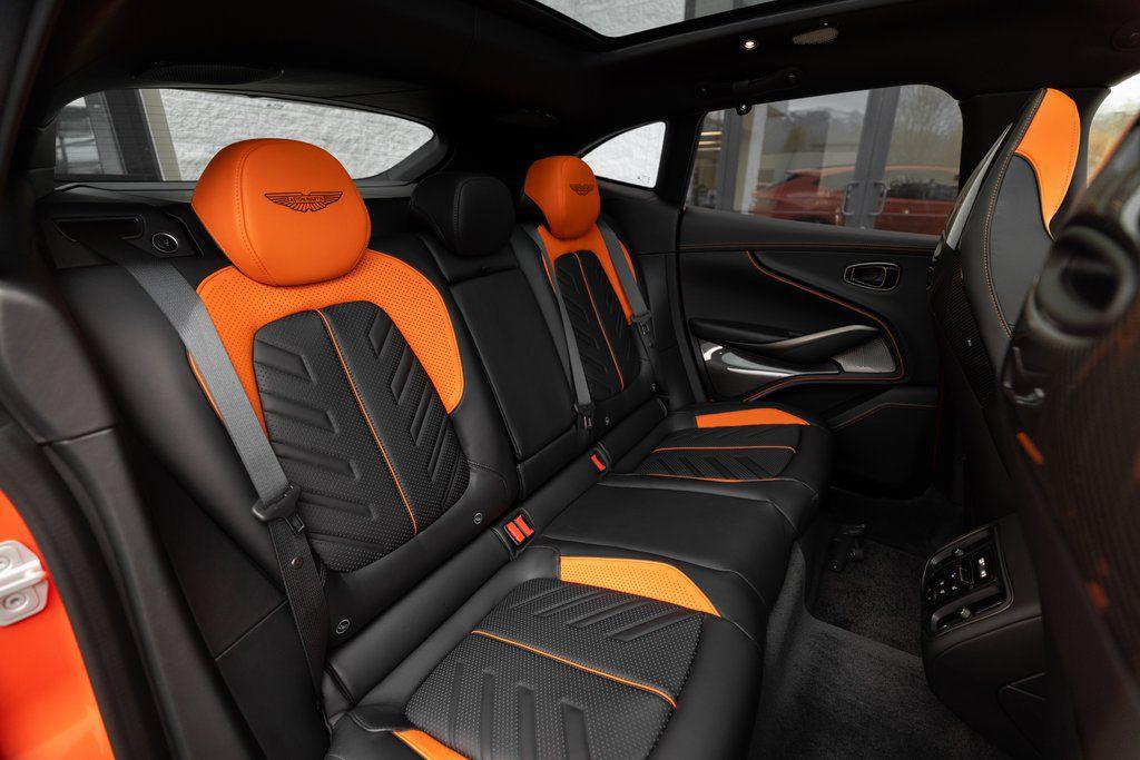 2026 Aston Martin DBX S - Photo 31