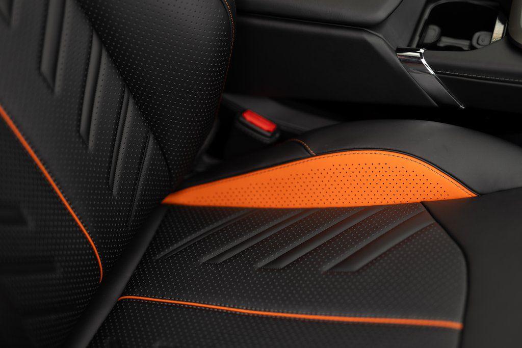 2026 Aston Martin DBX S - Photo 40