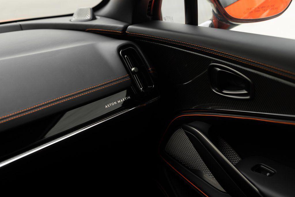 2026 Aston Martin DBX S - Photo 45