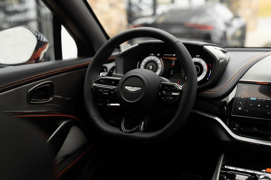 2026 Aston Martin DBX S - Photo 46