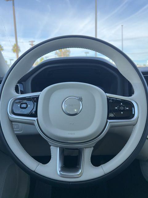 2026 Volvo XC60 Plug-In Hybrid Ultra, T8 AWD Electric/Gasoline, Dark