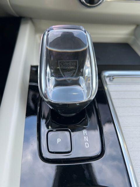 2026 Volvo XC60 Plug-In Hybrid Ultra, T8 AWD Electric/Gasoline, Dark