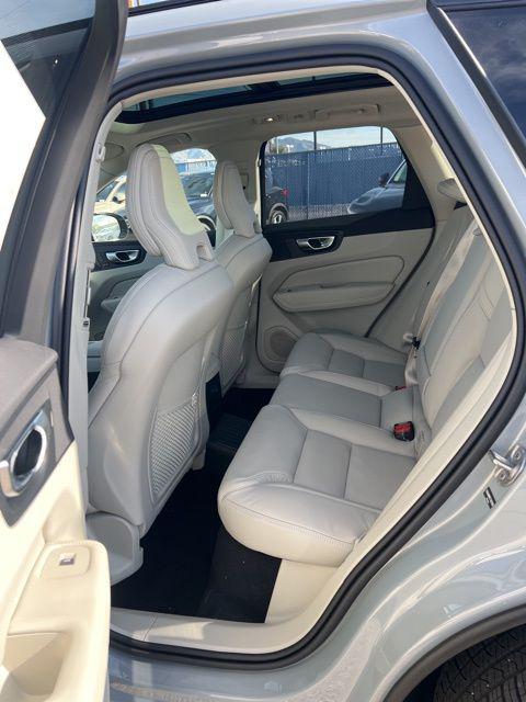 2026 Volvo XC60 Plug-In Hybrid Ultra, T8 AWD Electric/Gasoline, Dark