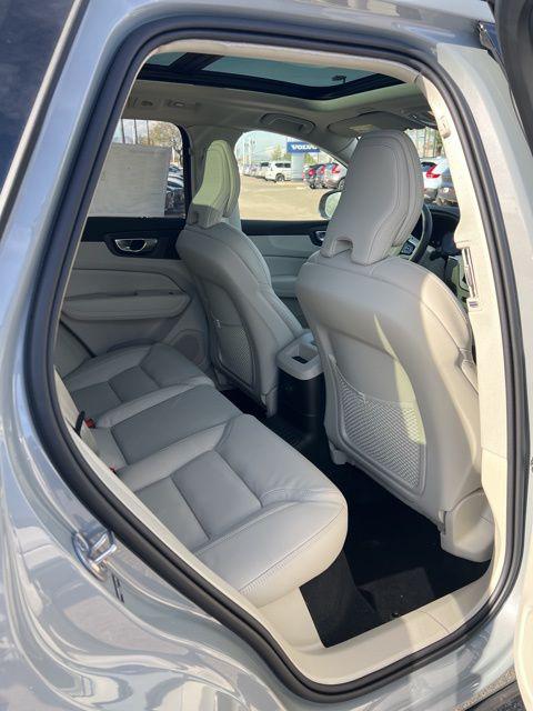 2026 Volvo XC60 Plug-In Hybrid Ultra, T8 AWD Electric/Gasoline, Dark