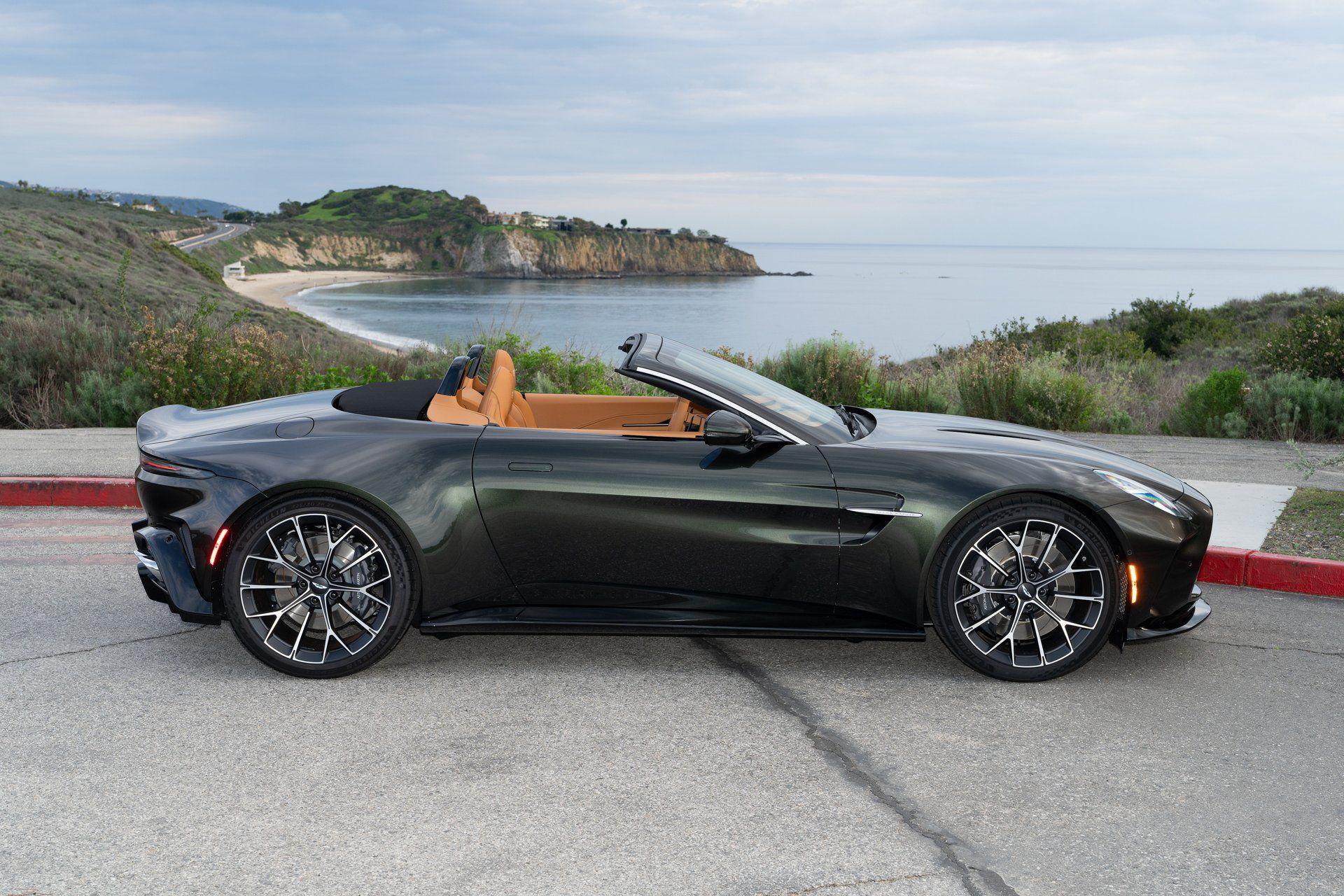 Aston Martin 2026 Vantage 