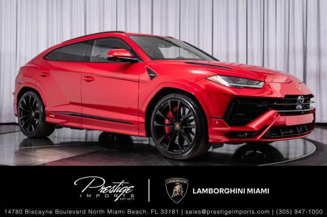 /2024 Lamborghini Urus
