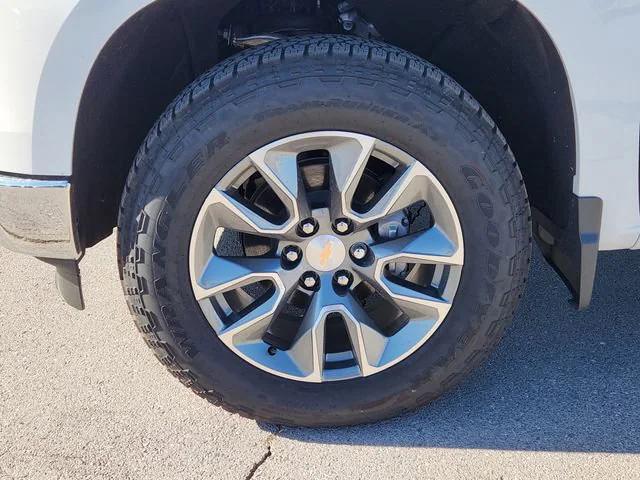 2026 Chevrolet Silverado 1500 4WD Crew Cab Standard Bed LT