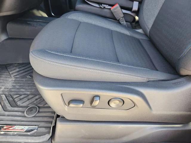 2026 Chevrolet Silverado 1500 4WD Crew Cab Standard Bed LT