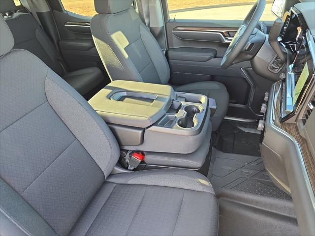 2026 Chevrolet Silverado 1500 4WD Crew Cab Standard Bed LT