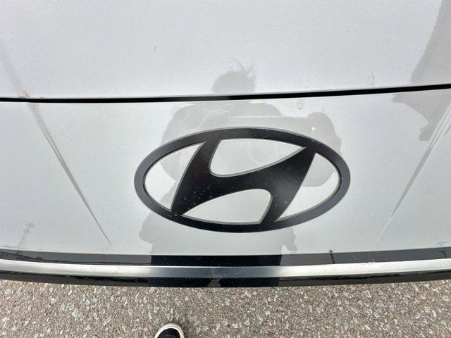 2026 Hyundai Elantra Manual
