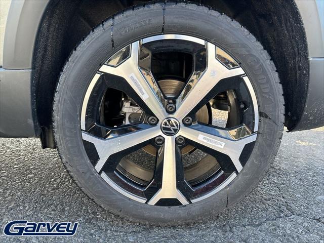 2026 Volkswagen Taos SEL