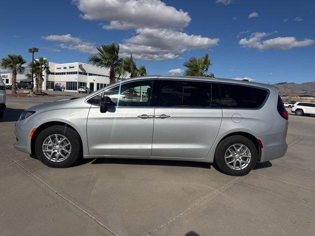 2026 Chrysler Voyager VOYAGER LX