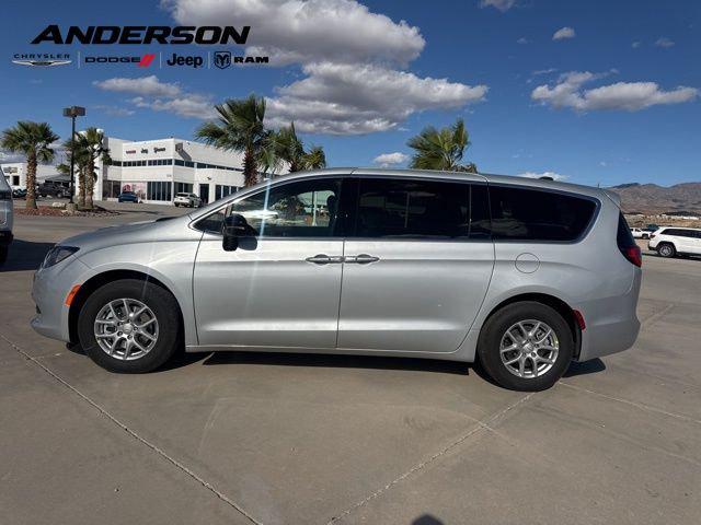 2026 Chrysler Voyager VOYAGER LX
