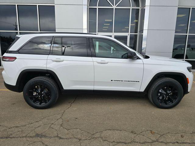 2026 Jeep Grand Cherokee GRAND CHEROKEE LAREDO ALTITUDE 4X4