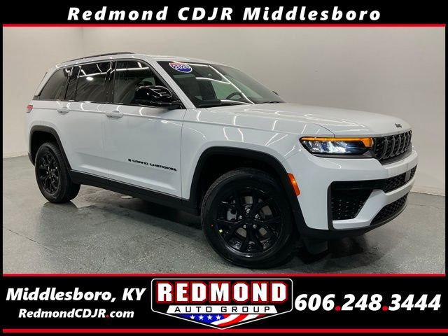 2026 Jeep Grand Cherokee Altitude 4x4 for sale in Middlesboro, KY