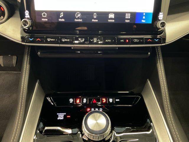 2026 Jeep Grand Wagoneer 4x4