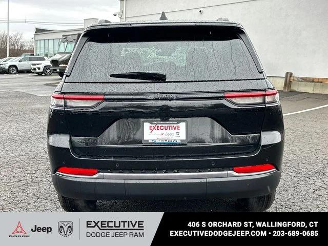 2026 Jeep Grand Cherokee Altitude 4x4