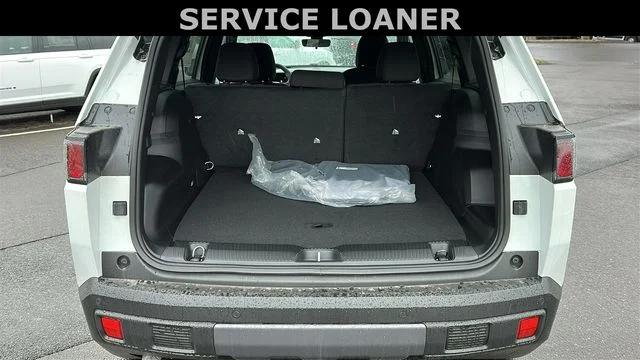 2026 Jeep Cherokee Laredo 4x4
